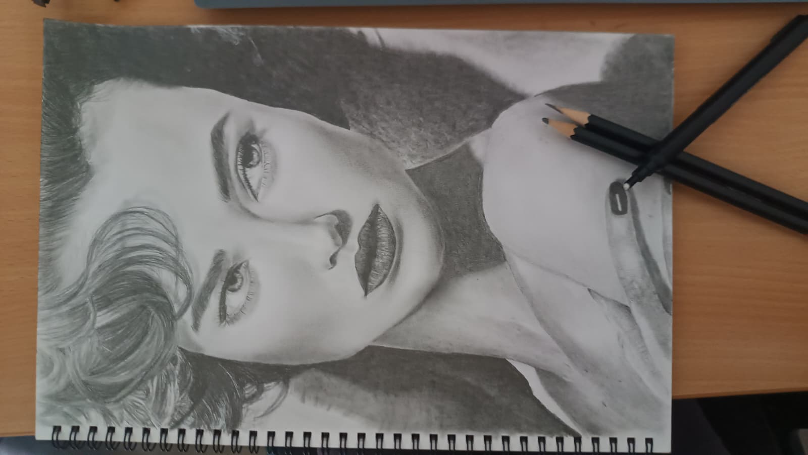 Portrait of Shalom Harlow, graphite on white paper