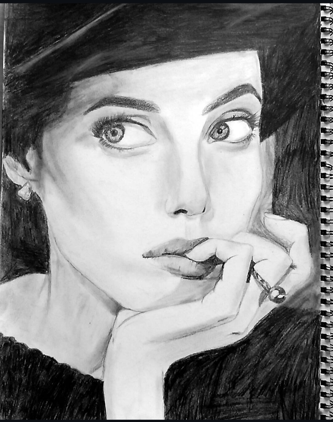 Portrait of Angelina Jolie, graphite on white paper